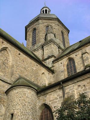 St Nicolas - St Pierre - Palais episcopal