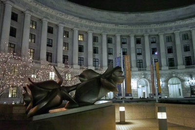 The Ariel Rios Federal Building- Hand Held 1/4 sec