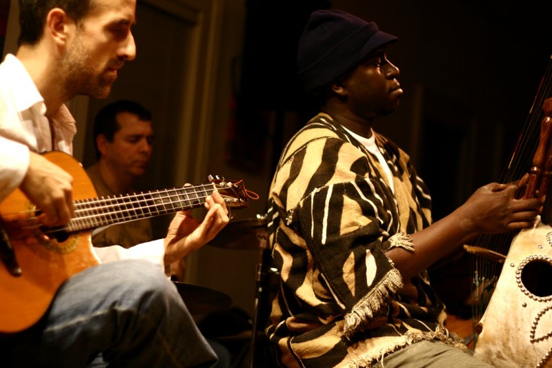 Rufus, Seido Salifoski (dumbek), Mady Kouyate (kora)
