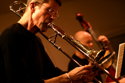 Ray Anderson (trombone), Mark Helias (bass)