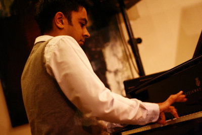 Vijay Iyer, piano