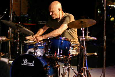 Roger Turner, drums & percussions