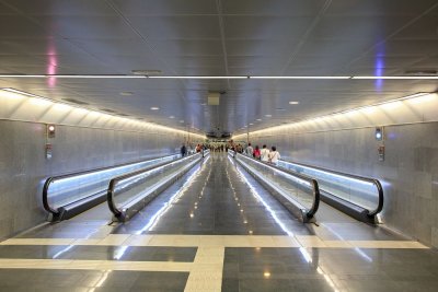 Corridor in Frankfurt airport hodnik_MG_7288-111.jpg