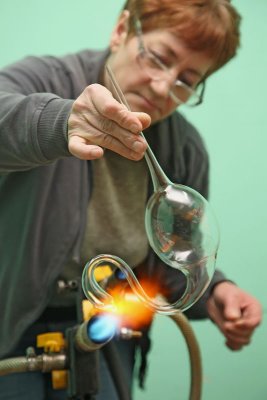 glassworkers_and_manual_work_artists