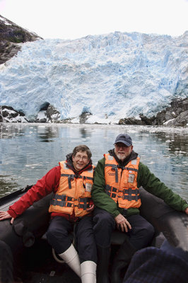 Suzanne G. and Dan G. in front of Gnther Plschow Glacier