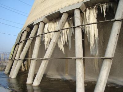 Ice stalactite in Cooling Tower#08.JPG