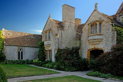 Front of house, Lytes Cary Manor (3262)