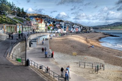Beach and railings, Lyme Regis, Dorset (3048)