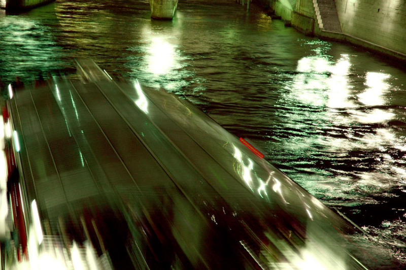 09/03/06 - Bateau Mouche