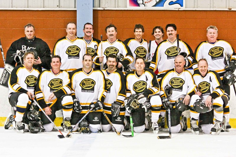 Mikes Senior Mens Hockey Team.jpg