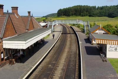 g3/38/627538/3/55819452.WEYBOURNERailwayStationa.jpg