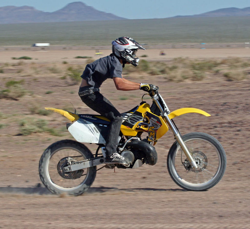 Flyin by