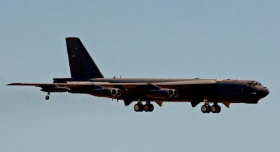 B 52 032.