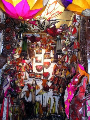 001 Marrakech bazaar.JPG