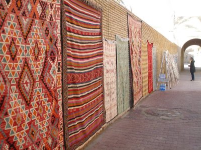 A walk through Tozeur's old Medina - carpets