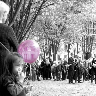 Pink balloon.