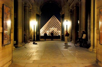 Le violon du Louvre.