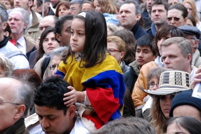 Rassemblement devant l'Opra de Paris.