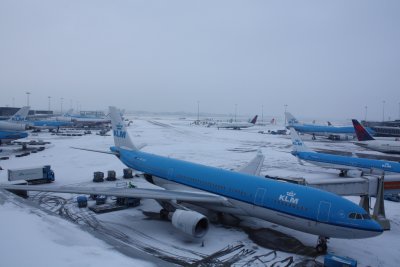 2010 Het sneeuwt @ Amsterdam Airport Schiphol