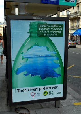 Paris-Recycle Plastic Bottles