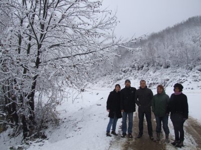 the group keyif on snow walk