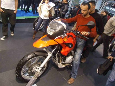 ozgur motorbike.jpg