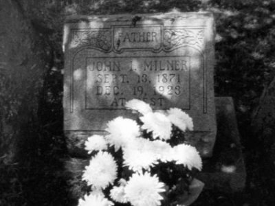 John Isaac Milners Tombstone