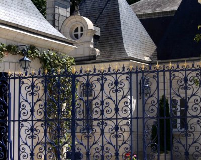 Loches Gates