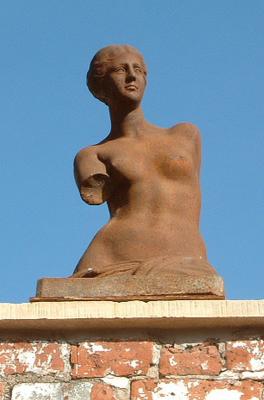 Statue