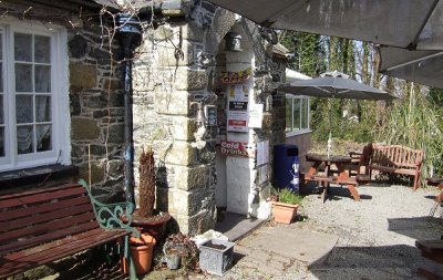 The Cottage by the Marquess' Column