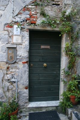 _MG_6206 doorway.JPG