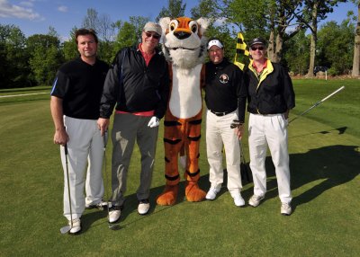 Ridgefield Tiger Golf Outing 2010