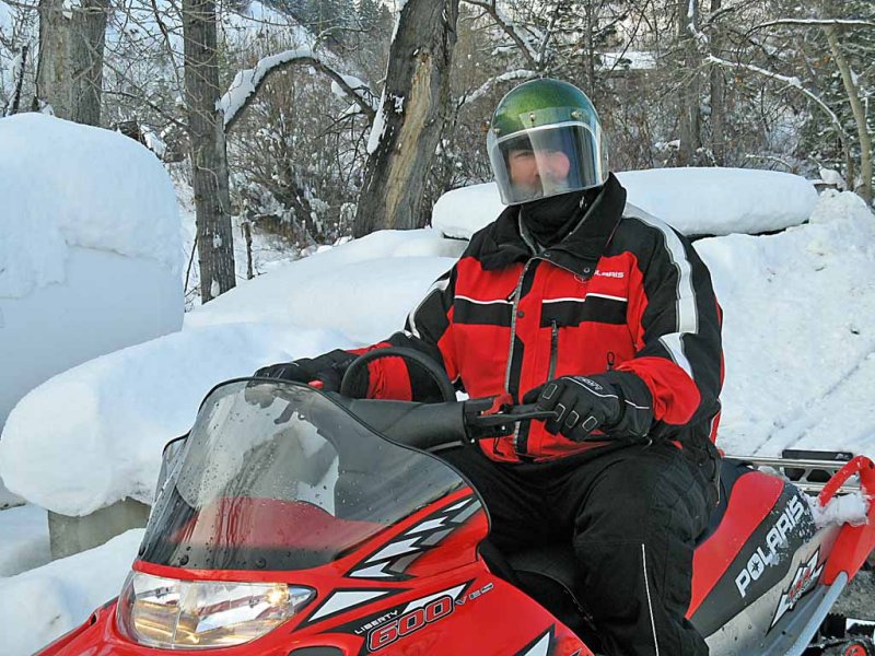 Me Wearing My  Loaner  1970s  Retro Metal Flake Green Helmet