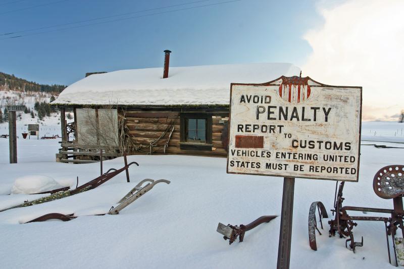  Old Border Customs Sign.