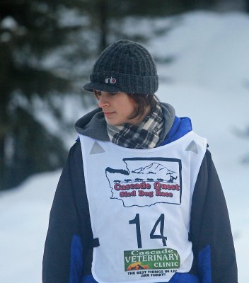 Ema Porter Checks Out Last Details On Final Day Of Cascade Quest Race