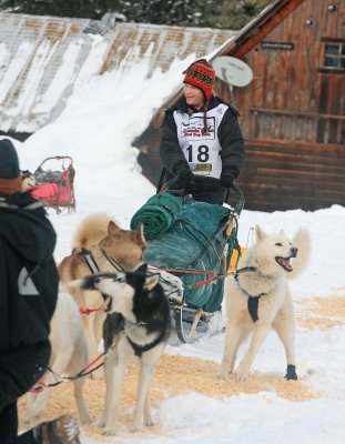  Kim Bertrand Smiles As Dogs Are Ready  To Roll