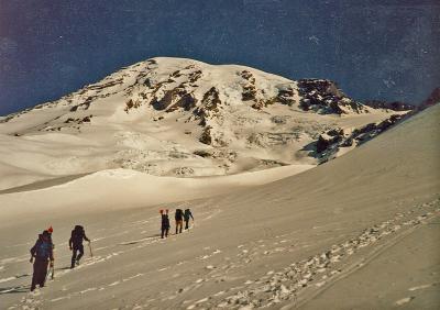  Climbing on Mt. Rainier ( June 1984)