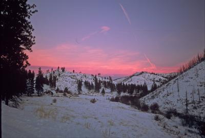 Sunset above Eniat Valley ( Mud Creek Forest Service Road)