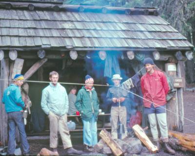  Church Group Dries Out AT James Creek Shelter Near 3 Sisters