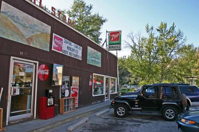 Cooper store front ( Downtown Ardervoir)