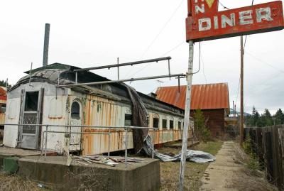 Old Diner  ( Closed in Easton Wash.)