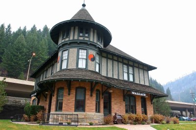 Wallace Idaho Northern Pacific Depot ( Restored)