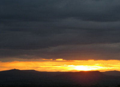 Cloudy sunset, Trellech