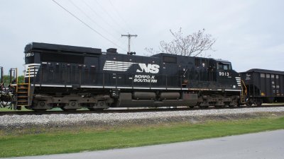 NS 9913.JPG
