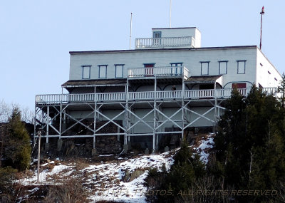 D50 AF300 20100222_08 Summit House.JPG