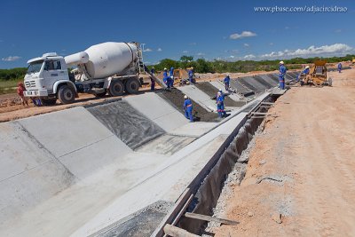 Concreto no Canal