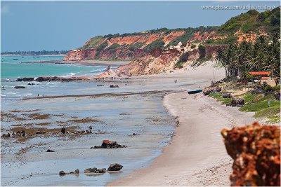 Vista do Mar e Praia de Peroba