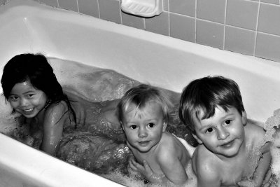 Kids In The Tub 1