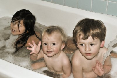 Kids In The Tub 2