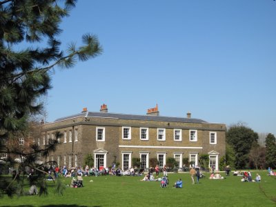 Fulham Palace grounds